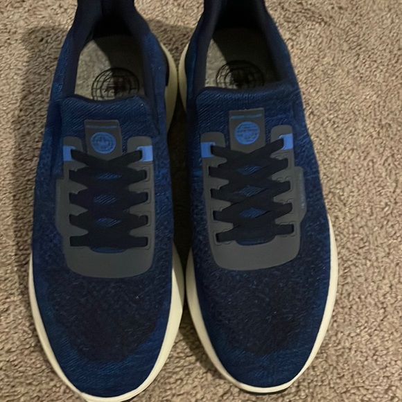 Other - Mens Peter Millar sneakers.